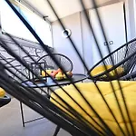 Sunny Downtown 아파트