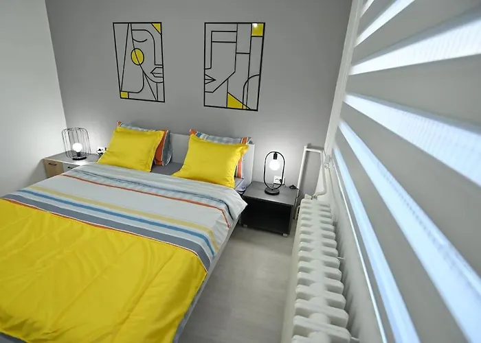 Apartment Sunny Downtown *