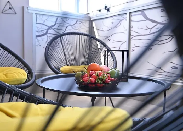 Sunny Downtown Apartment Skopje