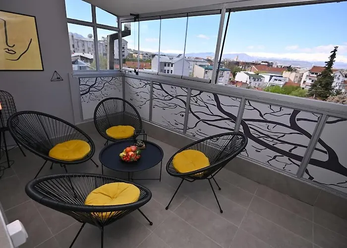 Apartment Sunny Downtown Skopje